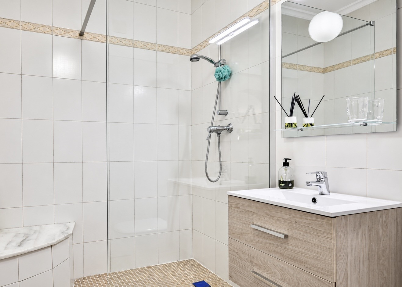 Baño con ducha