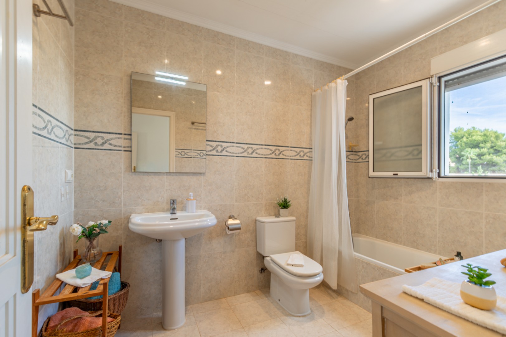 Villa en venta en Benissa, Baladrar con piscina privada
