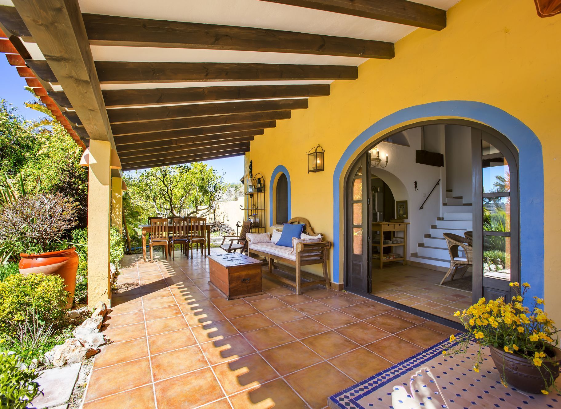 Finca tradicional mediterránea en Jávea con vistas al mar