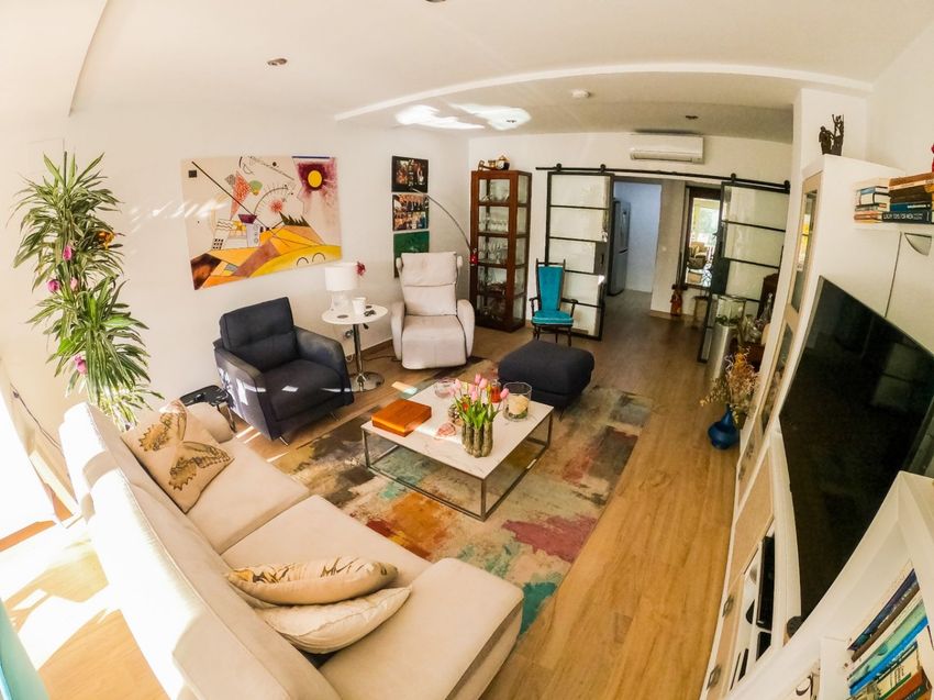 Apartamento moderno con amplia terraza en Jávea