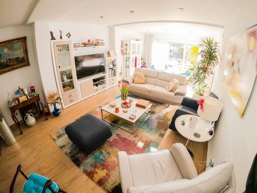 Apartamento moderno con amplia terraza en Jávea