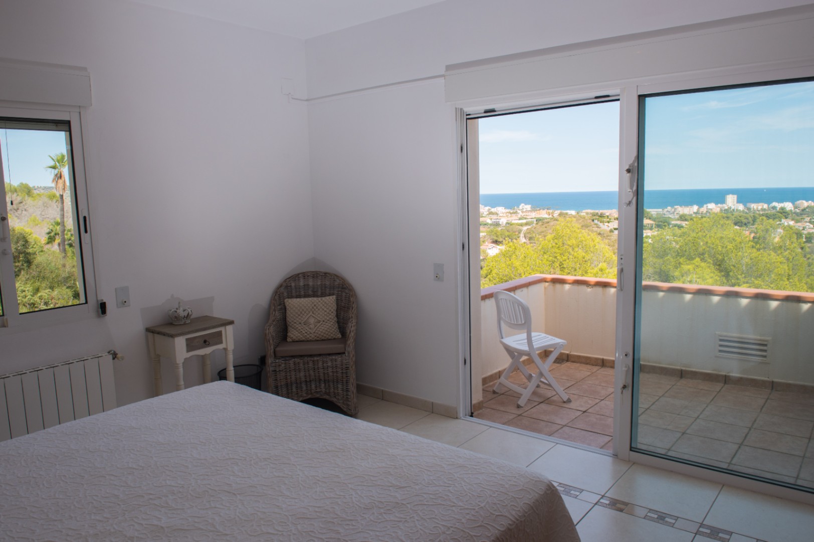 Dormitorio con vistas al mar Dormitorio con vistas al mar