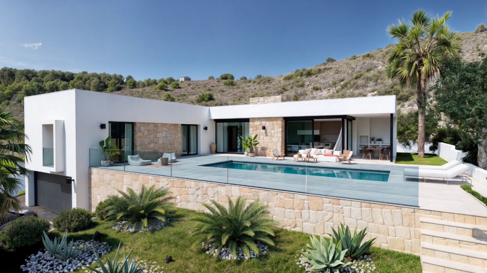 Villa moderna en forma de L con muros de piedra natural, terraza elevada con piscina rectangular y jardín mediterráneo con palmeras y agaves.