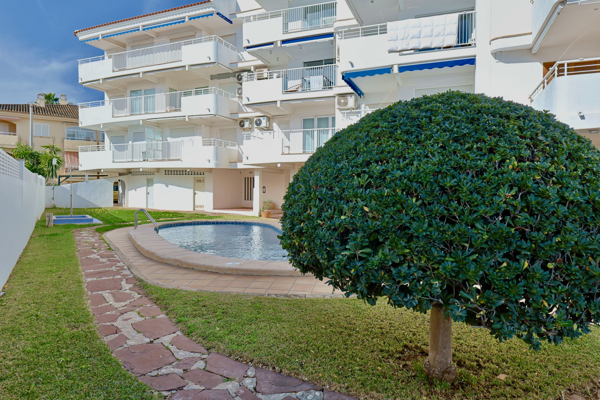 Apartamento Moderno en Jávea – Cerca de la Playa