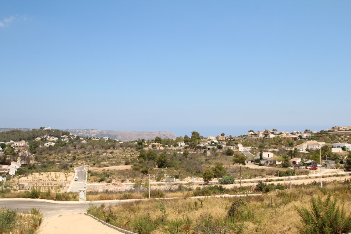Parcelas edificables en Jávea con vistas a la montaña junto al parque natural
