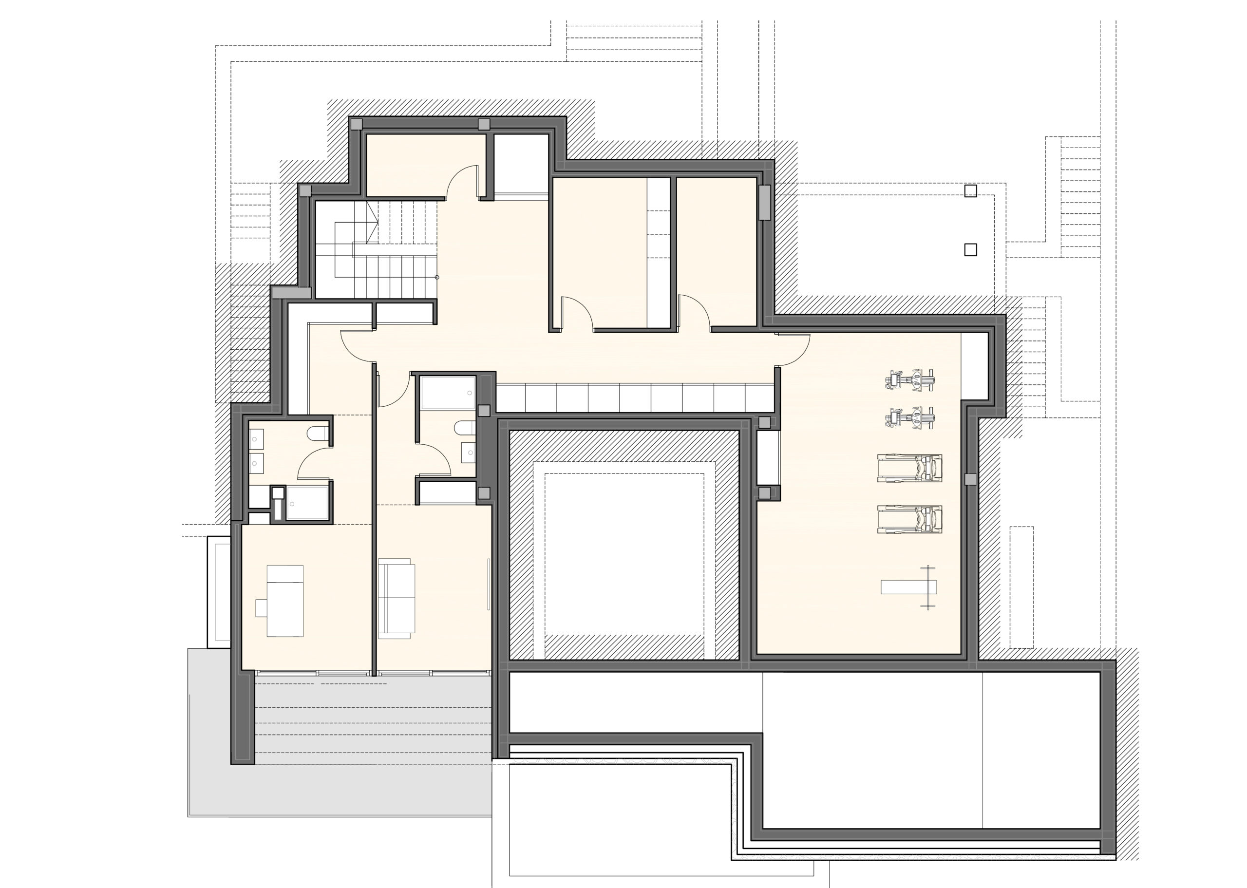 Plano técnico de la planta semisótano que detalla el gimnasio privado, despacho, dormitorios con baños en suite y las zonas técnicas de la villa.
