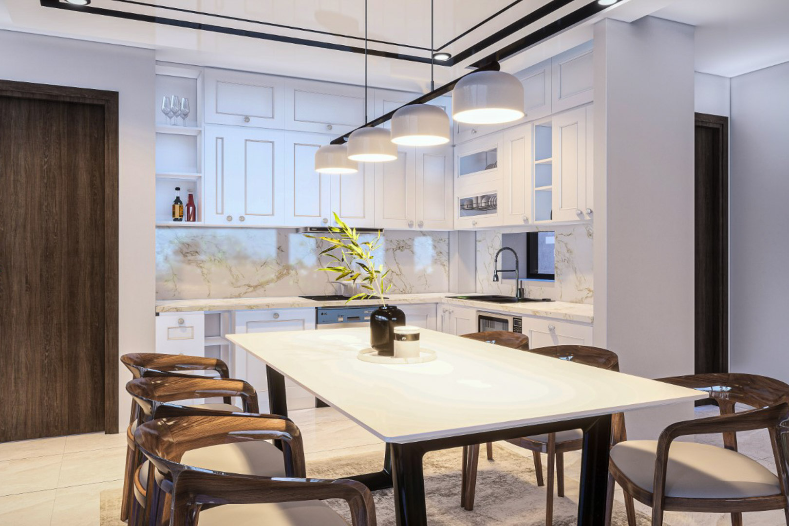 Cocina abierta con armarios blancos, encimeras de piedra veteada y zona de comedor con sillas de madera de diseño bajo una iluminación suspendida moderna.
