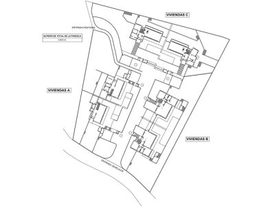 Plano de urbanización detallado que muestra tres parcelas residenciales (A, B, C), accesos peatonales y vehiculares, y una superficie total de 6.609 m².