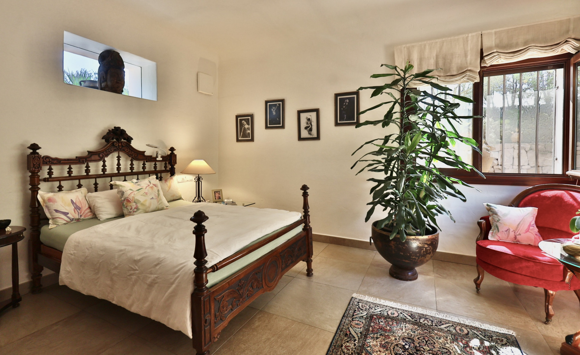 Villa en Jávea con Vistas Panorámicas al Mar
