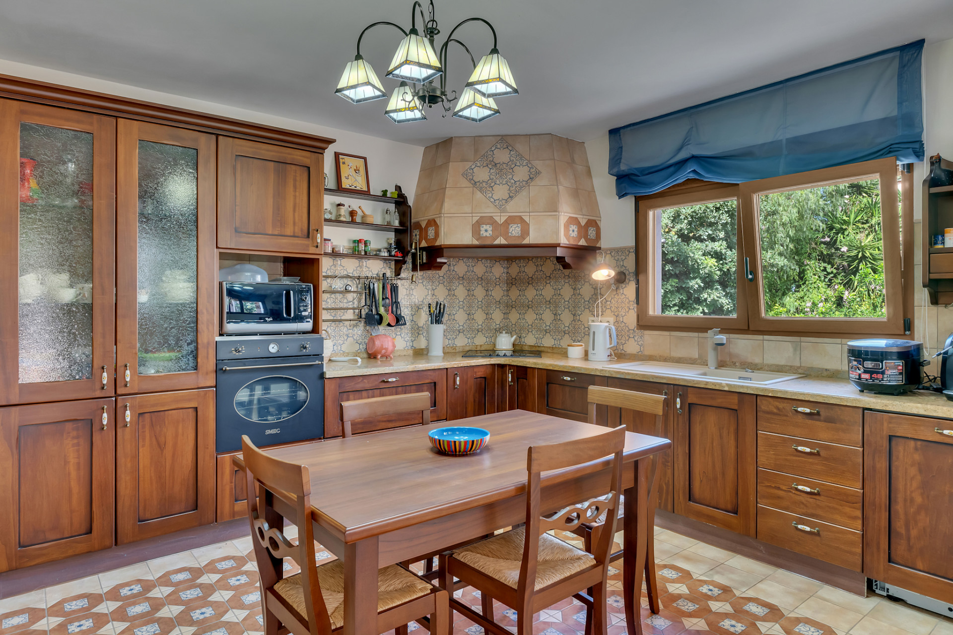 Villa con Vistas al Mar en Venta en Dénia