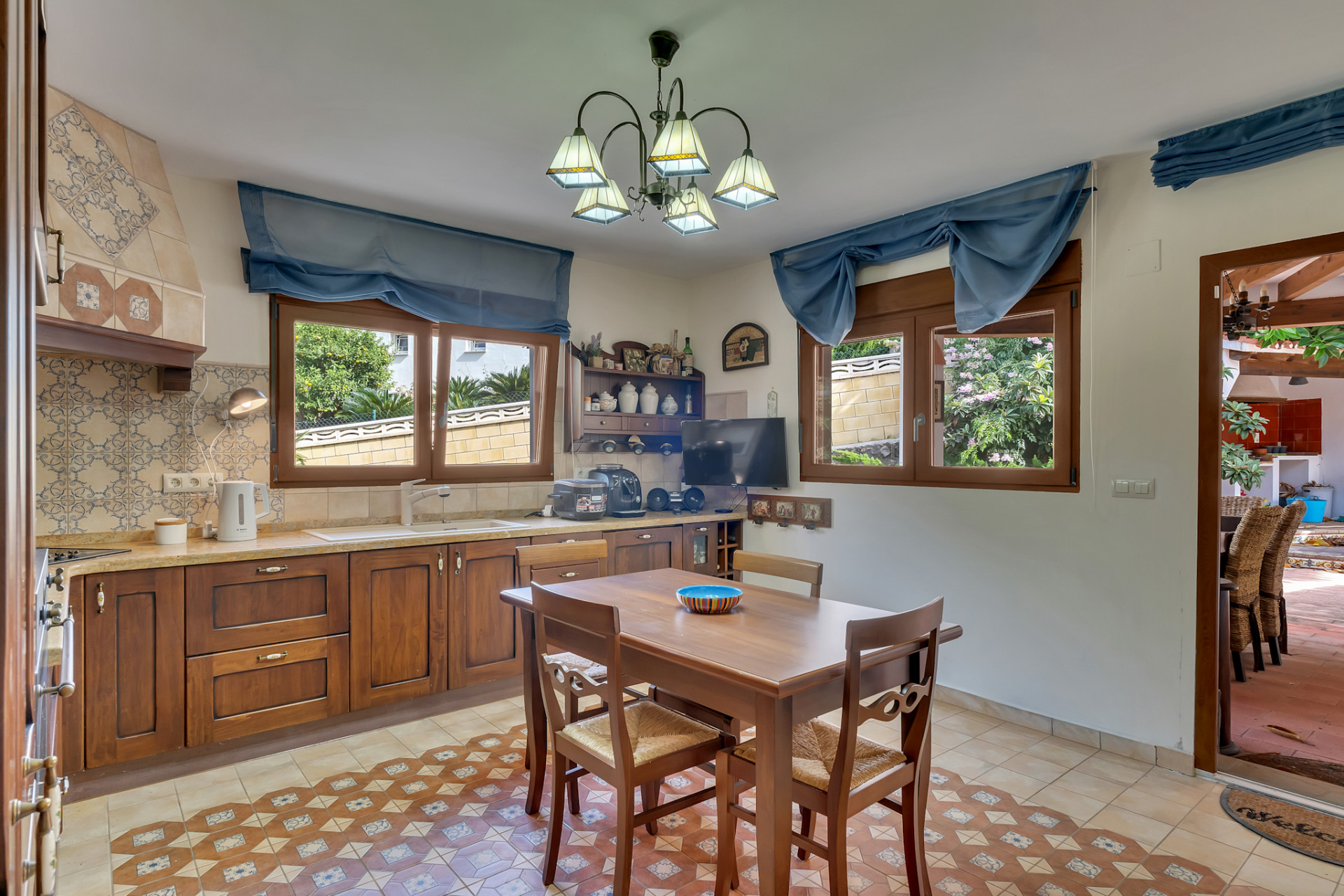 Villa con Vistas al Mar en Venta en Dénia
