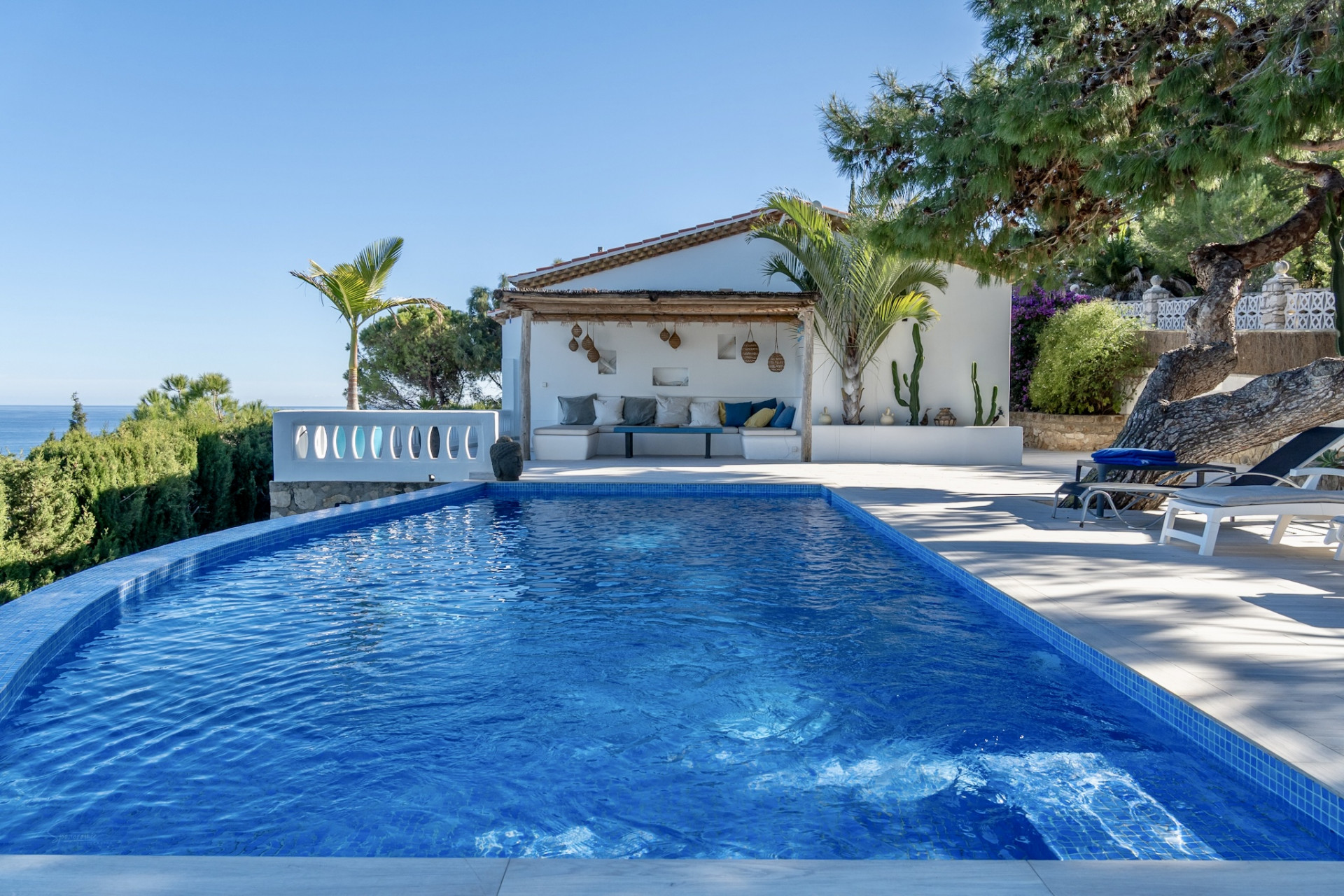 Villa con vistas al mar en venta en Dénia