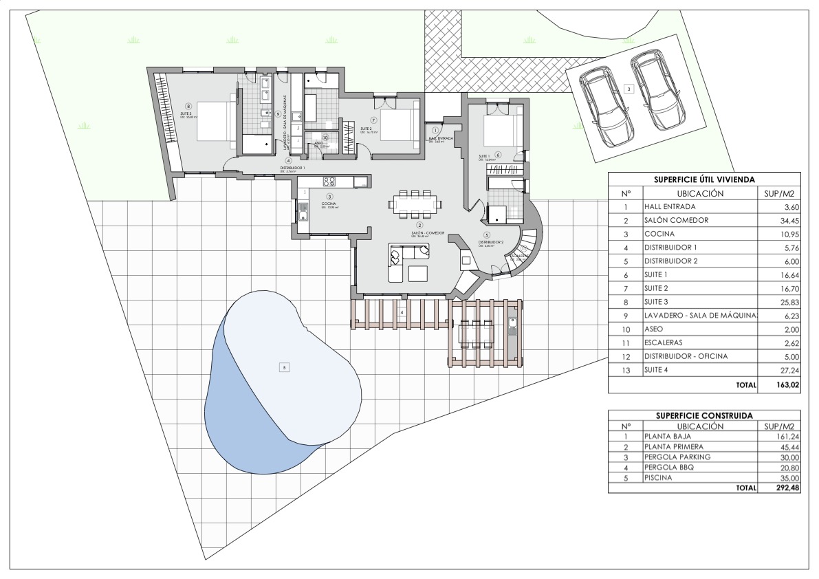 Plano detallado de la planta baja que muestra la distribución de tres dormitorios en suite, salón-comedor diáfano y zona exterior con piscina y pérgola.
