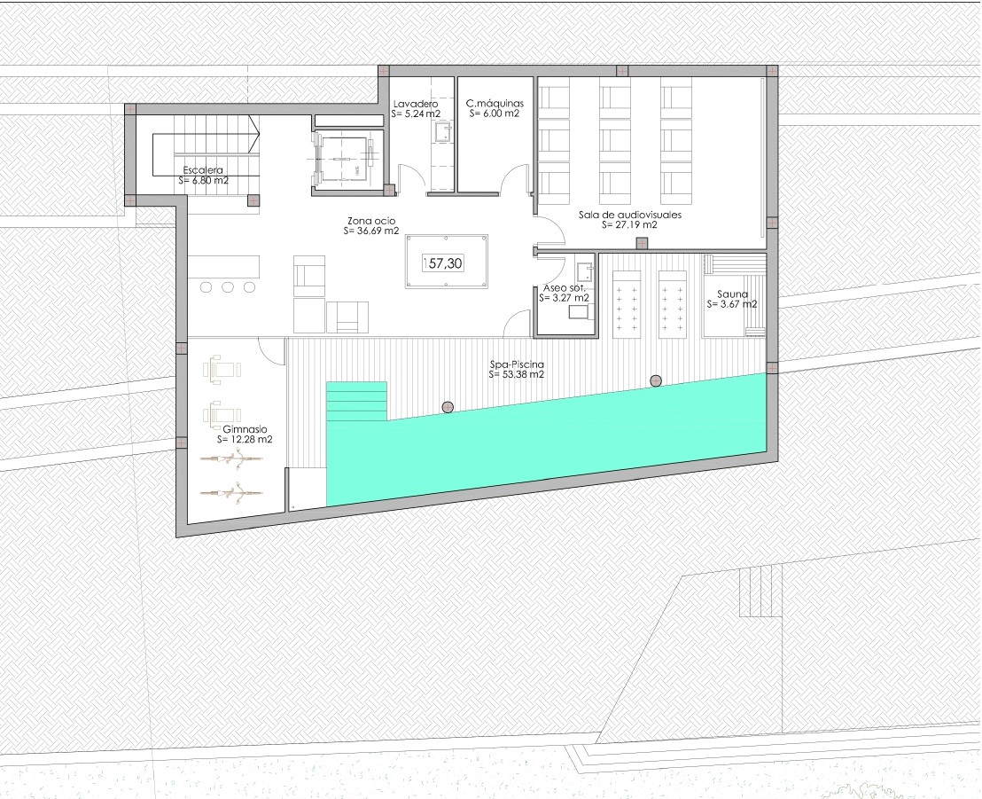 Plano detallado de la planta sótano que incluye zona de ocio con billar, sala de audiovisuales, gimnasio, sauna y una amplia piscina interior con área de spa.